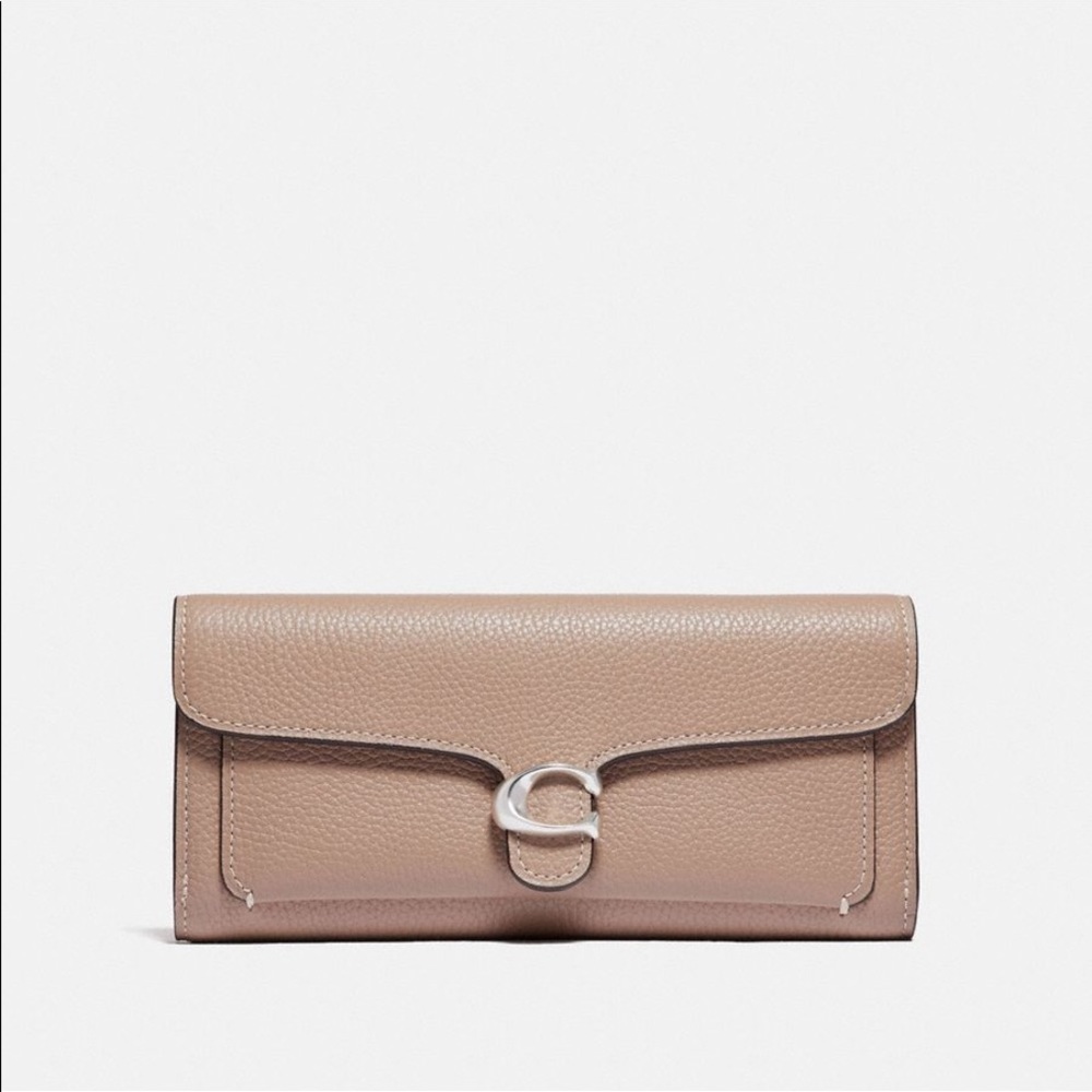 NWT Coach Tabby Long Wallet